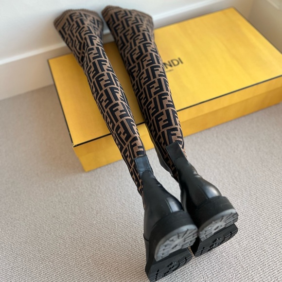 Fendi FF Logo ‘Forever Fendi’ Tall Boots in Size EU 34 - Picture 4 of 9